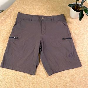 Gerry Shorts Mens Gray Cargo Stretch Outdoor Zip Pockets Rayon Comfort (Size 34)